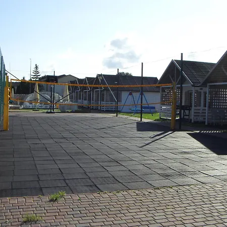 Letniskowe Marzena بيت خشبي مينززدرويه