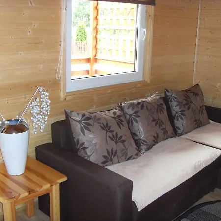 Letniskowe Marzena Деревянный коттедж